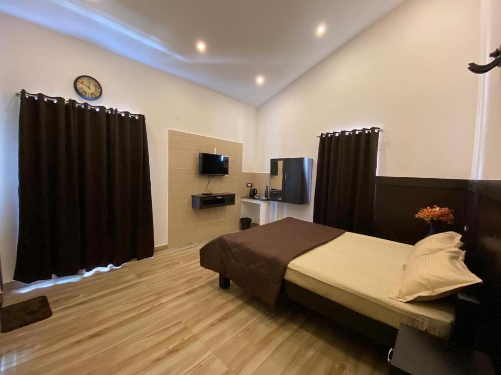 Rr Holidays - Home Stay Kodaikanal Buitenkant foto